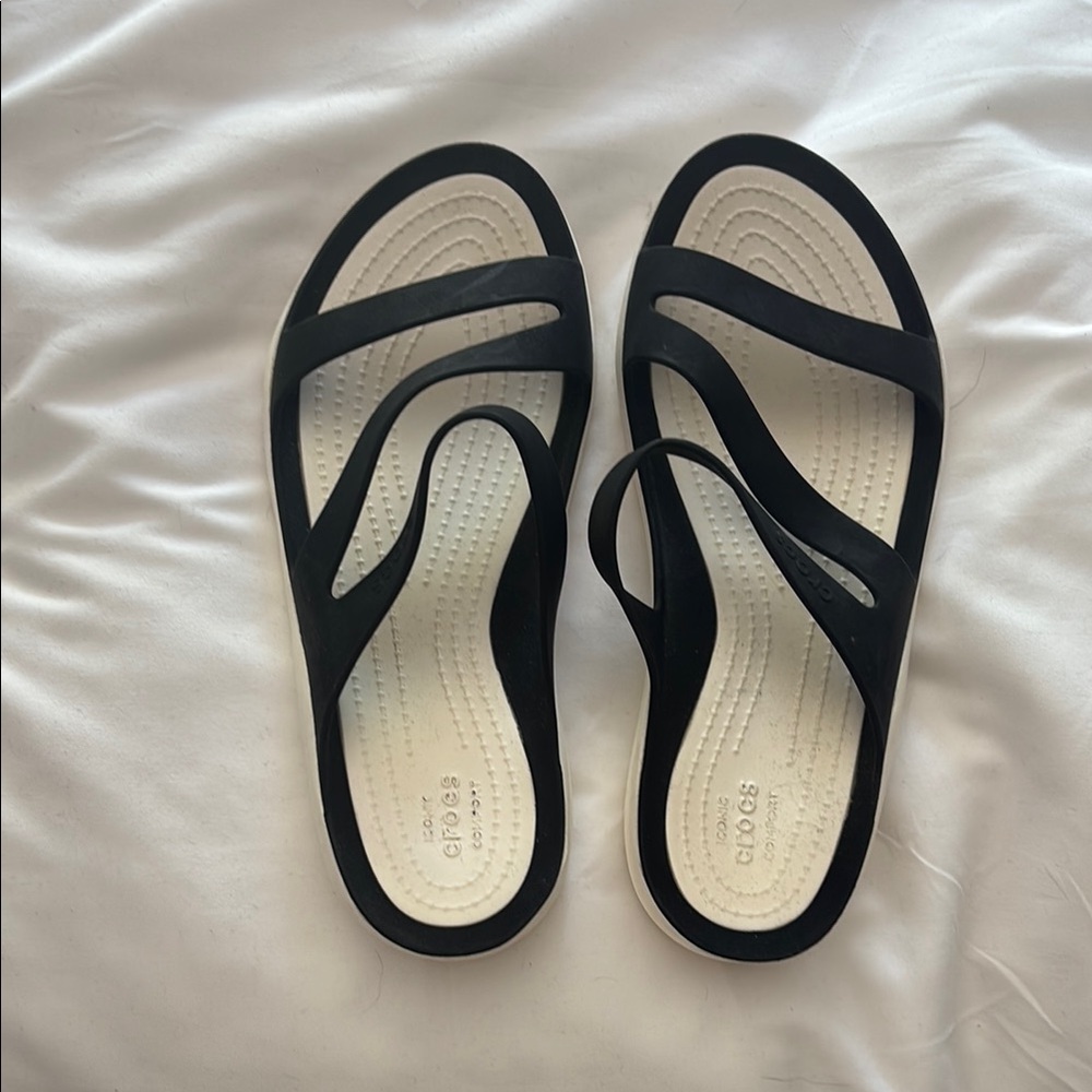 CROCS Black and White Minimalist Sandals